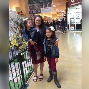 Meet your Posher, Jaquelin